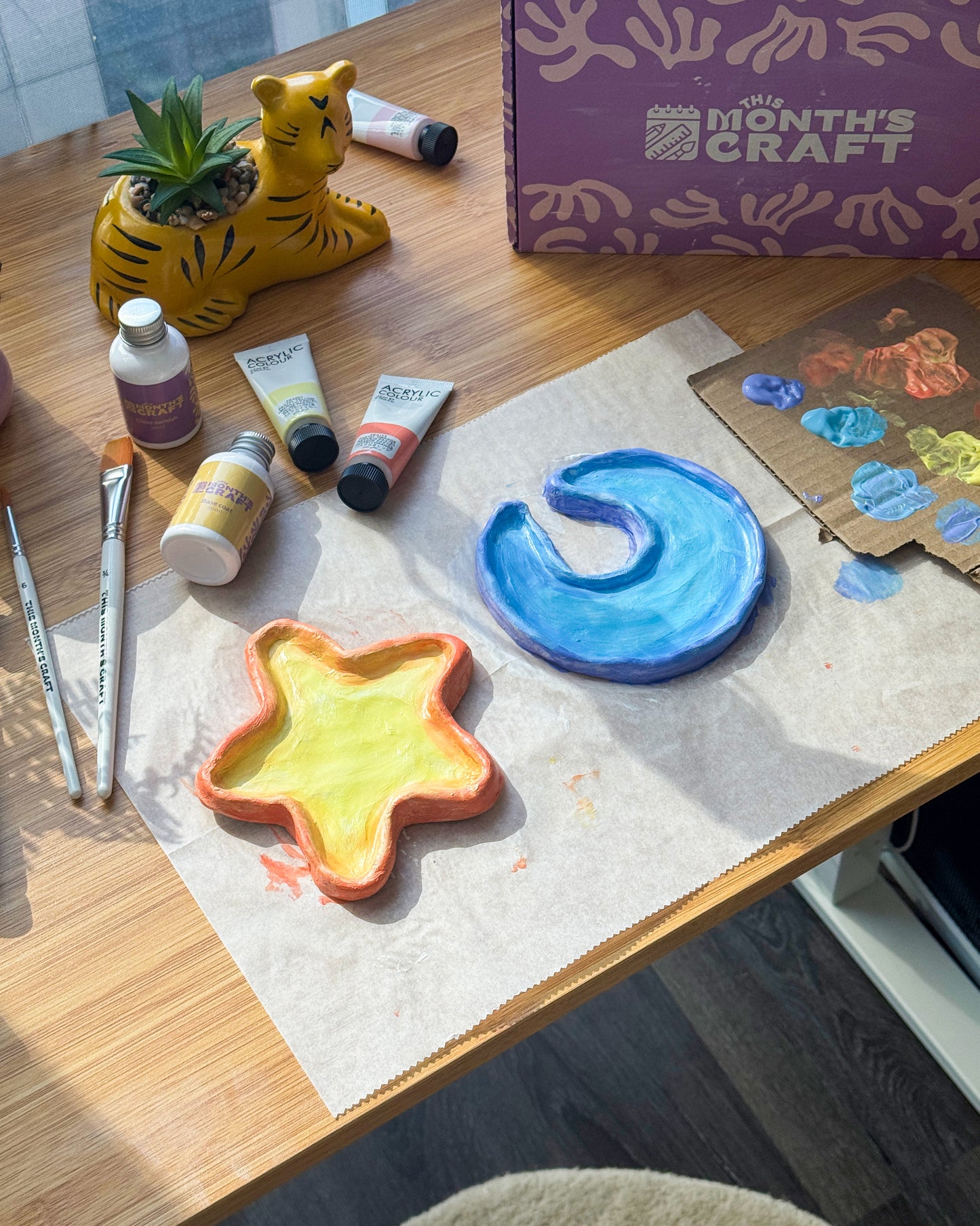 This Month's Craft Creative Pottery Kit